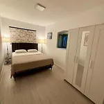 Agora Apartment *