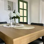 Agora Apartmán *