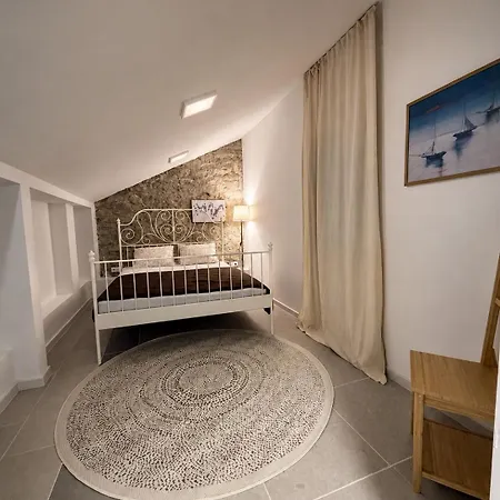 Agora Lejlighed Betina (Sibenik-Knin)