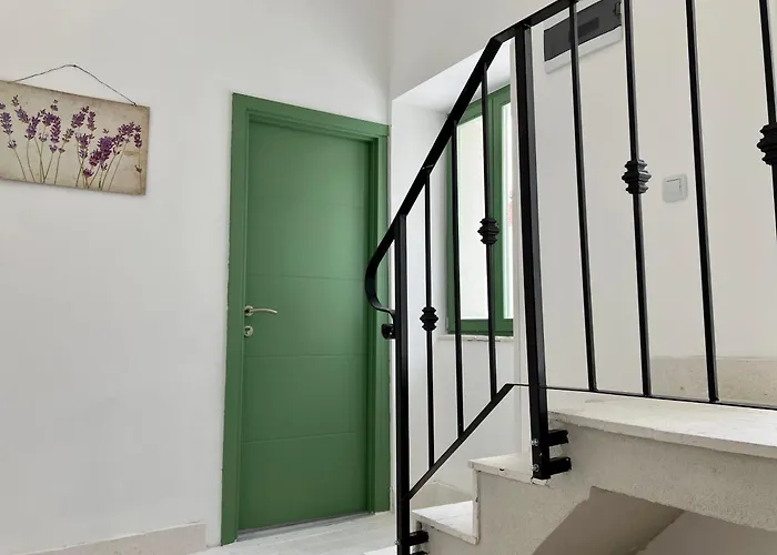 Agora Betina (Sibenik-Knin)